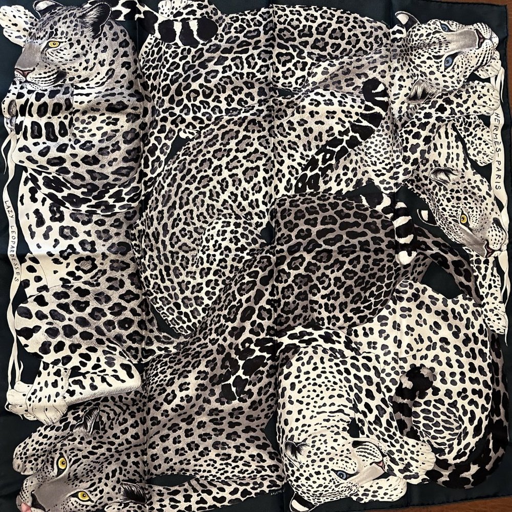 HERMES Lazy Leopardesses 90cm x 90cm